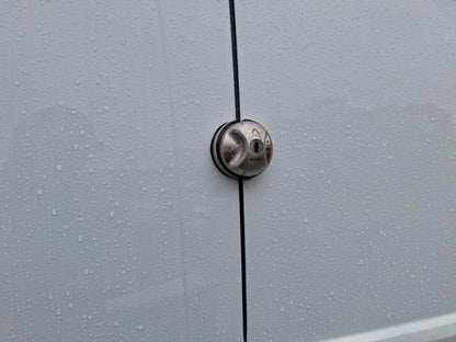 Renault Trafic 2.0 dCi L1H2 HOCH 3,0t KLIMA PDC 3SITZER