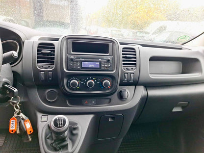 Renault Trafic 2.0 dCi L1H2 HOCH 3,0t KLIMA PDC 3SITZER