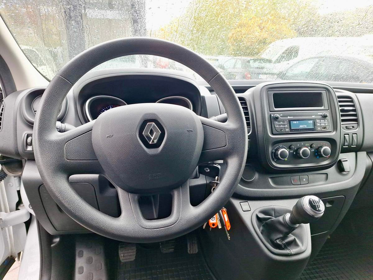 Renault Trafic 2.0 dCi L1H2 HOCH 3,0t KLIMA PDC 3SITZER