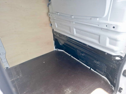 Renault Trafic 2.0 dCi L1H2 3,0t HOCH KLIMA PDC 3SITZER