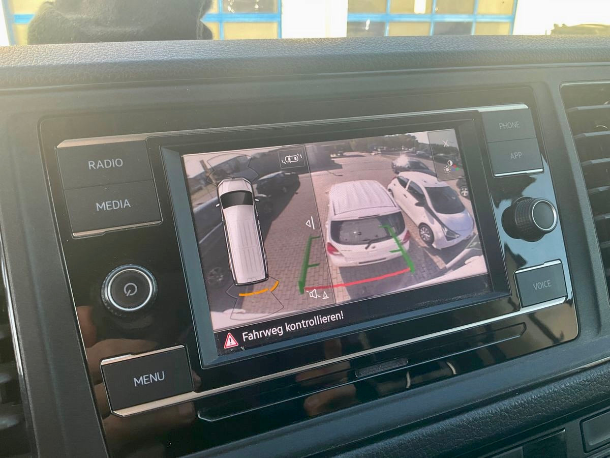 Volkswagen Crafter 2.0 TDI L3H3 3,5t AHK STANDHEIZUNG KAMERA