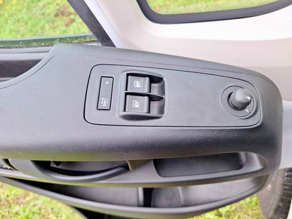 Fiat Ducato 2.2 D L2H2 3,3t KLIMA PDC 3SITZE CARPLAY