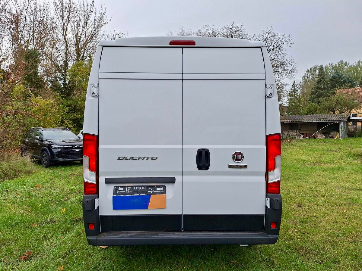 Fiat Ducato 2.2 D L2H2 3,3t KLIMA PDC 3SITZE CARPLAY
